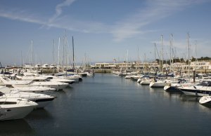 42 x 10 Metre Berth/Mooring Marina de Cascais For Sale